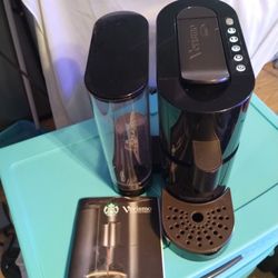 Starbucks Verismo K-ee Coffee Pod Machine..Works Great!!..Hardly Used!