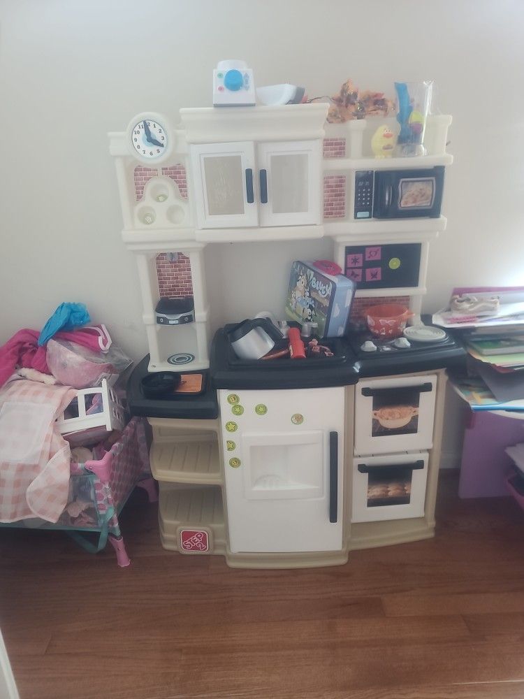 Kitchen Play Center