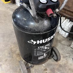 Husky Portable 30 Gallon Air Compressor