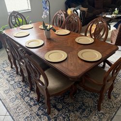 8-Person Dining Room 