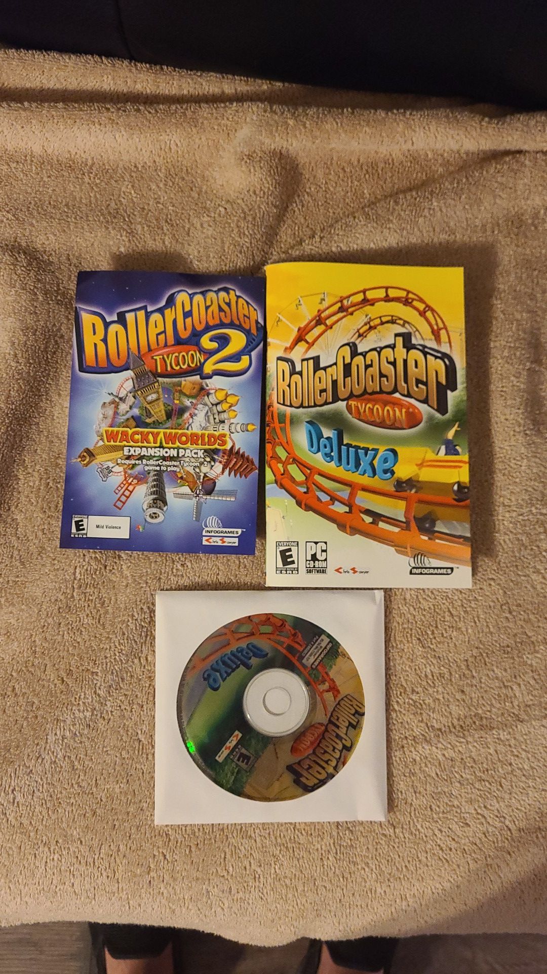  RollerCoaster Tycoon 2: Wacky Worlds Expansion Pack - PC :  Video Games