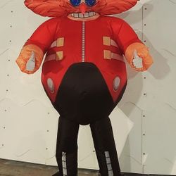 DR. EGGMAN 