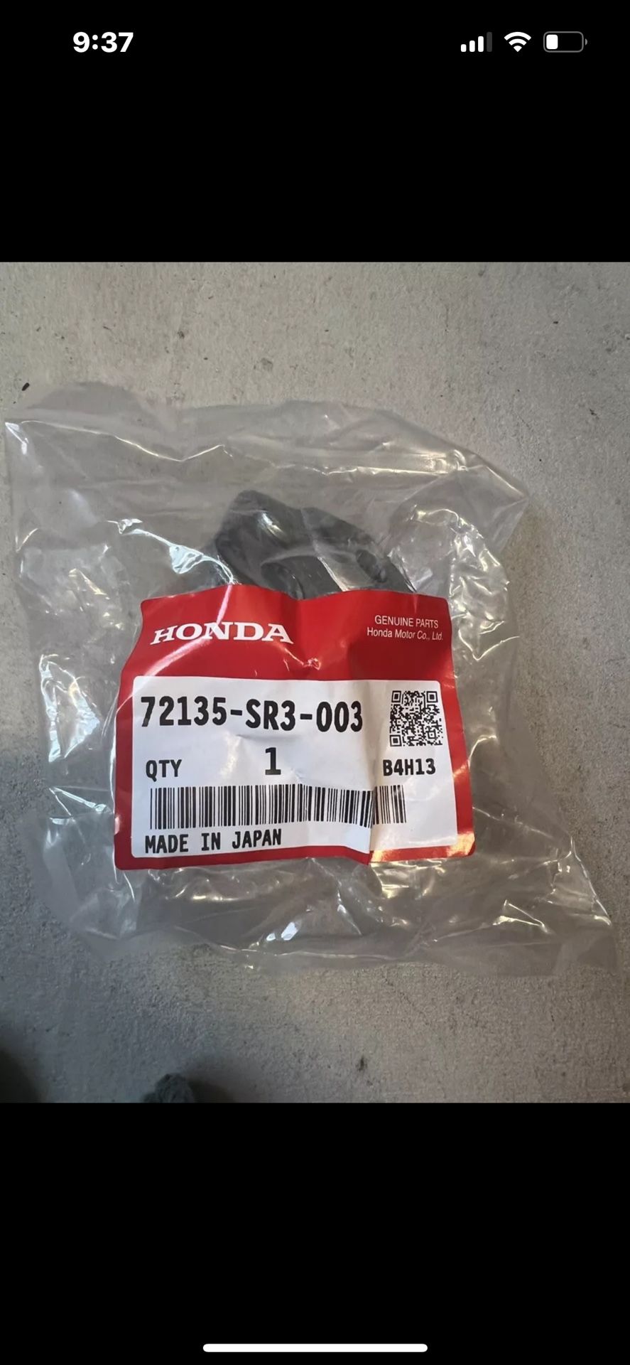 Genuine OEM Honda Door Latch Striker 72135-sr3-003