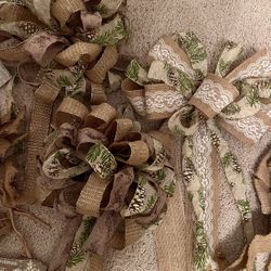 Gold, Burlap and Pincone Bows, Wire Ribbon and Poinsettia Christmas Decorations 