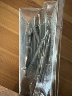 New 1/4 Concrete Anchors $20