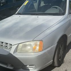 2001 Hyundai Accent