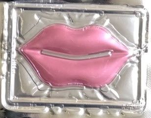 5 eye mask + 5 Face mask 5 Lip mask( 15 pcs in total)