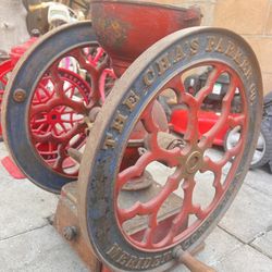 Antique Double Wheel Cover Grinder 1885