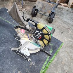 HITACHI CF10CH COMPOUND MITER SAW
