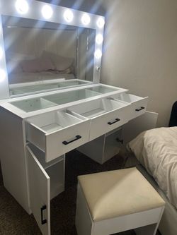 Large vanity