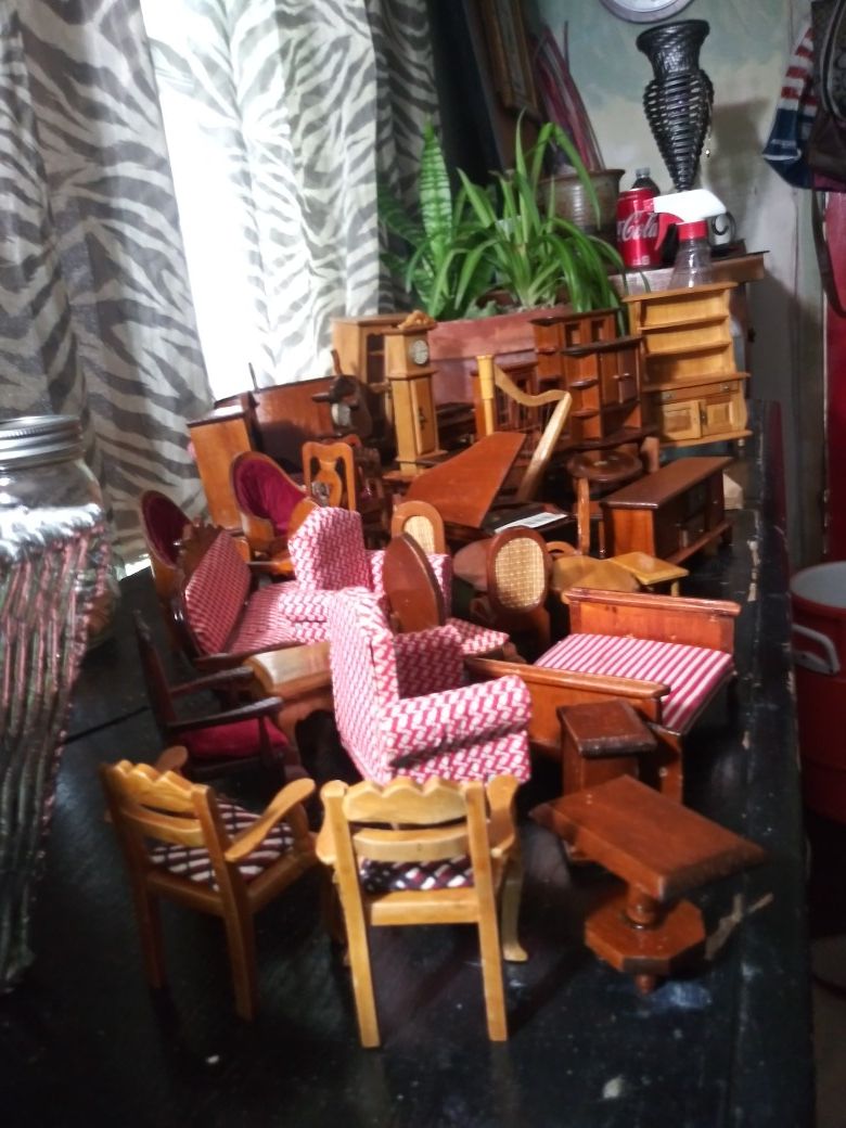50 pc antique dollhouse furniture