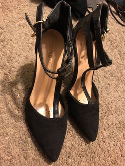 Black Shoes 6 1/2