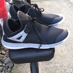 Nike Jordan Fly Lunarlon Size 6 