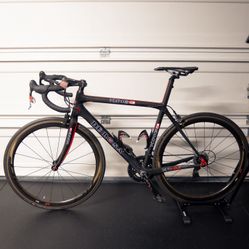 2012 De Rosa King 3 Carbon Road Bike Size 56 – SRAM Red – Zipp 303 – TRP Brakes