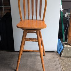 Oak Swivel Bar Stool