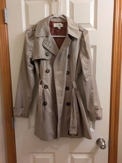 Women's size medium forever 21 beige trench coat jacket clothes