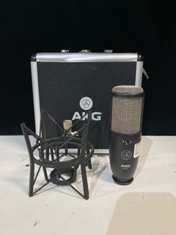 AKG P420 Condenser Microphone W/ Shock Mount & Case