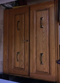Oak Filing cabinet with key