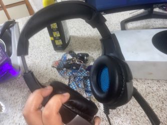 Black and Blue Wired Gaming Headset and xbox