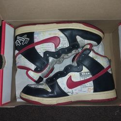 Nike Dunks 