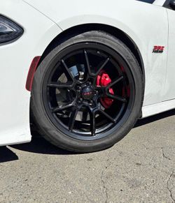Srt wheels