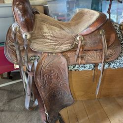 Western Saddles
