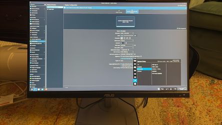 Asus ProArt 27” Monitor Model: PA278CV zero dead pixels. Cash only.
