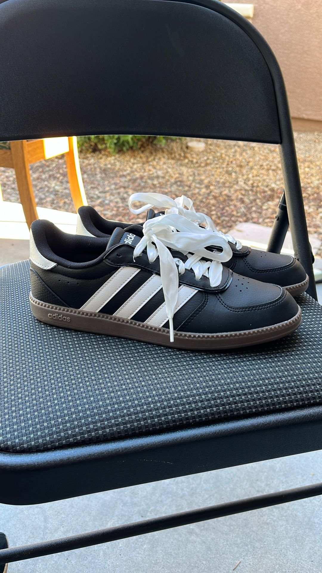 Adidas Ladies Cloud Foam Plus 7 1/2