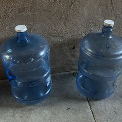 5 Gallon Waterff Bottle