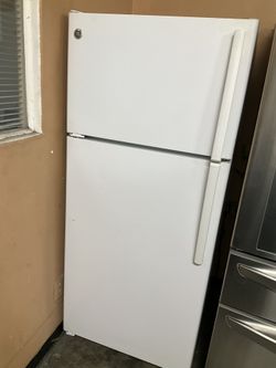 Refrigerator 28 W