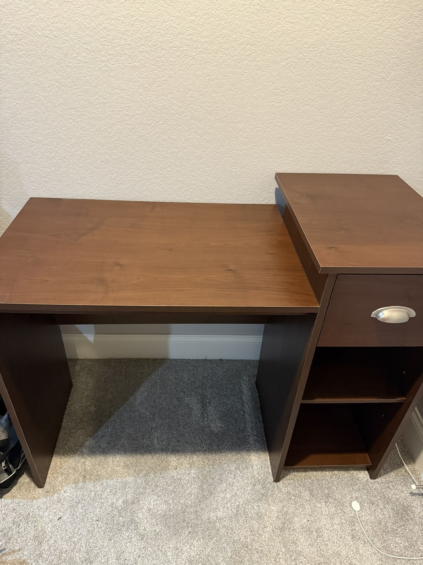 Desk (escritorio)