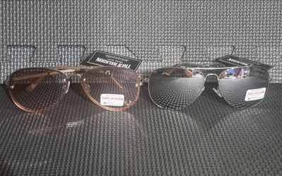 2 NEW pairs of Aviator True Religion sunglasses
