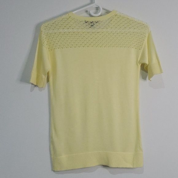 Banana Republic Pale Yellow Crochet knit light weight short sleeve sweater XXS