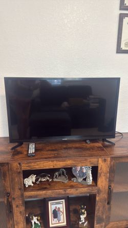 33” Samsung Computer Monitor