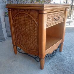 BAMBOO NIGHTSTAND 