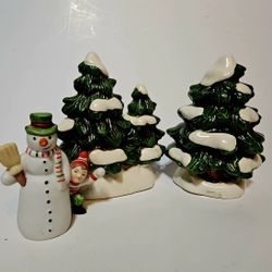 3 Vtg Lefton Colonial Village 1987Evergreen Trees Snow Tips 1 1986 Figurine 3.5”