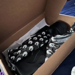 Dolls Skill Brand New Platform Boots 