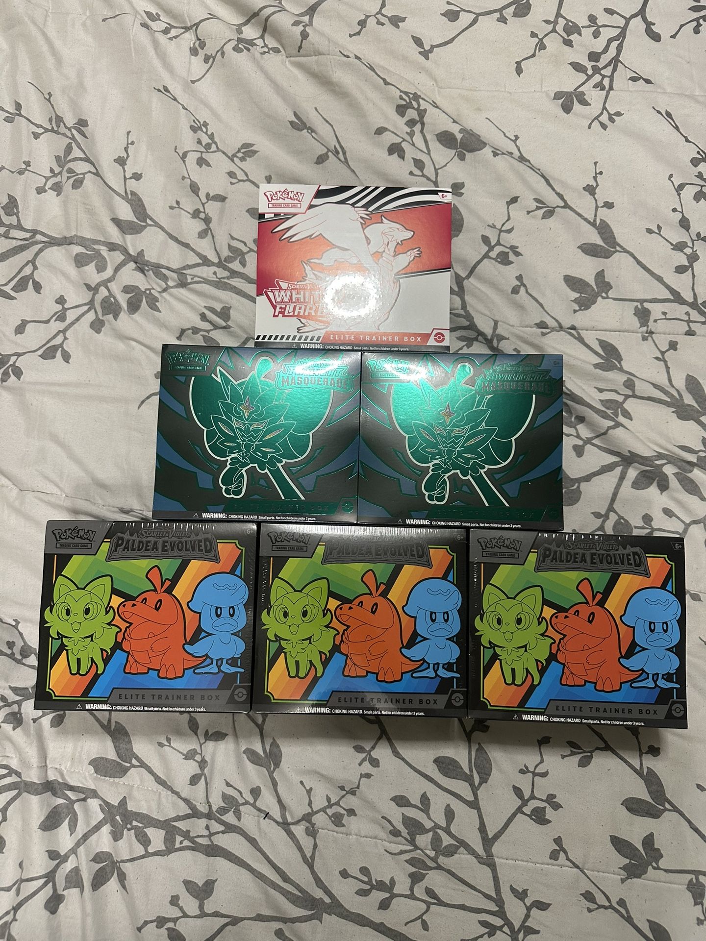 Pokémon Elite Trainer Box