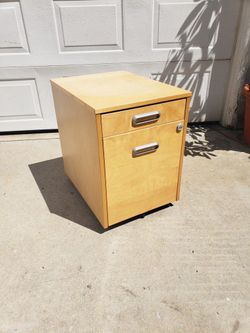 File Cabinet With Lock