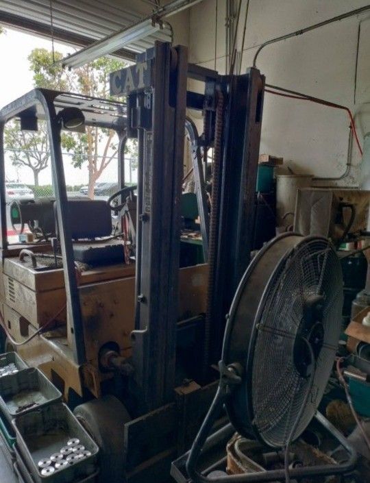 CAT Forklift - $1200 OBO