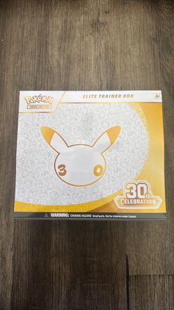 Pokémon 30th Celebration Elite Trainer Box