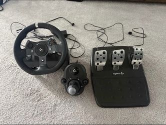 Logitech G920 Driving Force Racing Wheel with Pedals and Shifter