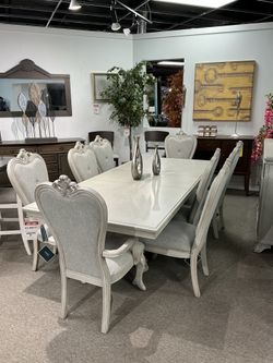 Antique White 9-Piece Traditional Dining Room Set