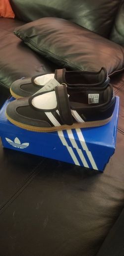 Girls Adidas Shoes 