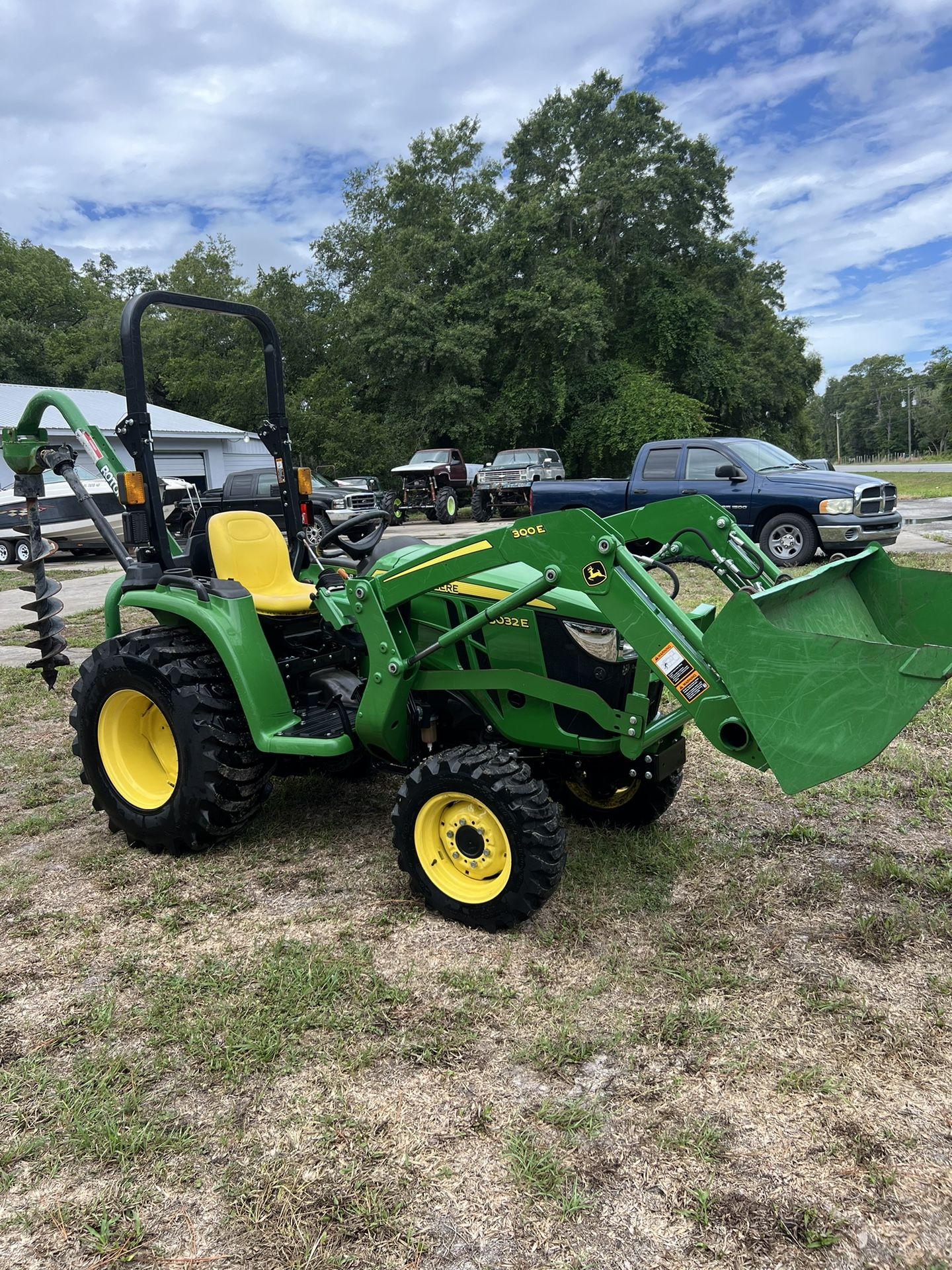 John Deere 3032 4x4