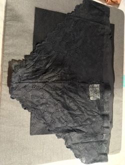 Black lace panty
