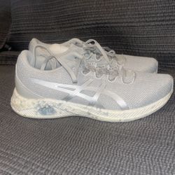 Asics Size 7