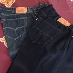 MENS SIZE:(42 × 32)     **(3)LEVI'S /1 GAP** (•10/10 CONDITION •SUPER CLEAN)  ALL 4 $$70 FIRM. 