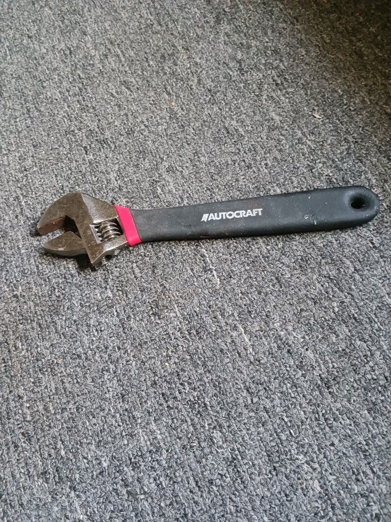 8'adjustable wrench