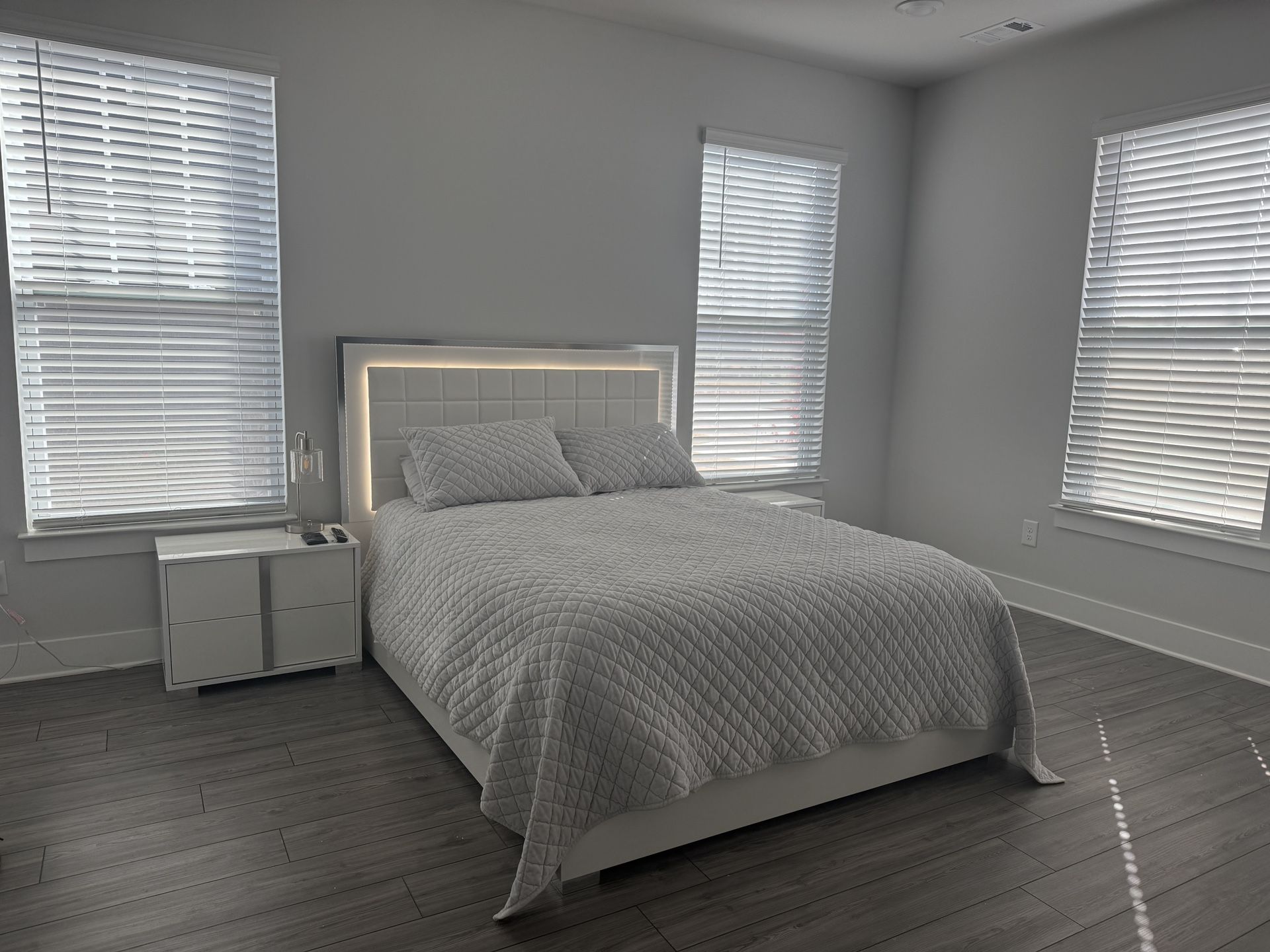 Modern White LED Headboard Bedroom Set